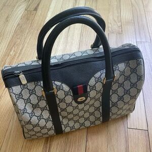 Vintage Authentic Gucci Boston GG Handbag Blue and Gray